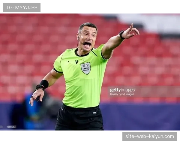 欧冠裁判专业化培训 执法高水平比赛能力提升